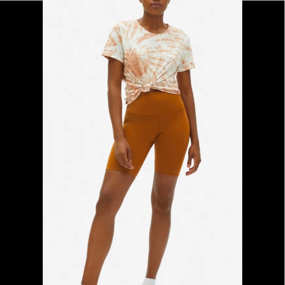 Everlane bike shorts sz small no longer on site